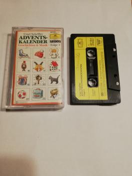 Ursel Scheffler Adventskalender Geschichten & Musik Folge 2 Schwarz mit Gelben Aufkleber 437110-4 Deutsche Grammophon Für Kinder(Seite 1 der MC beschrieben)